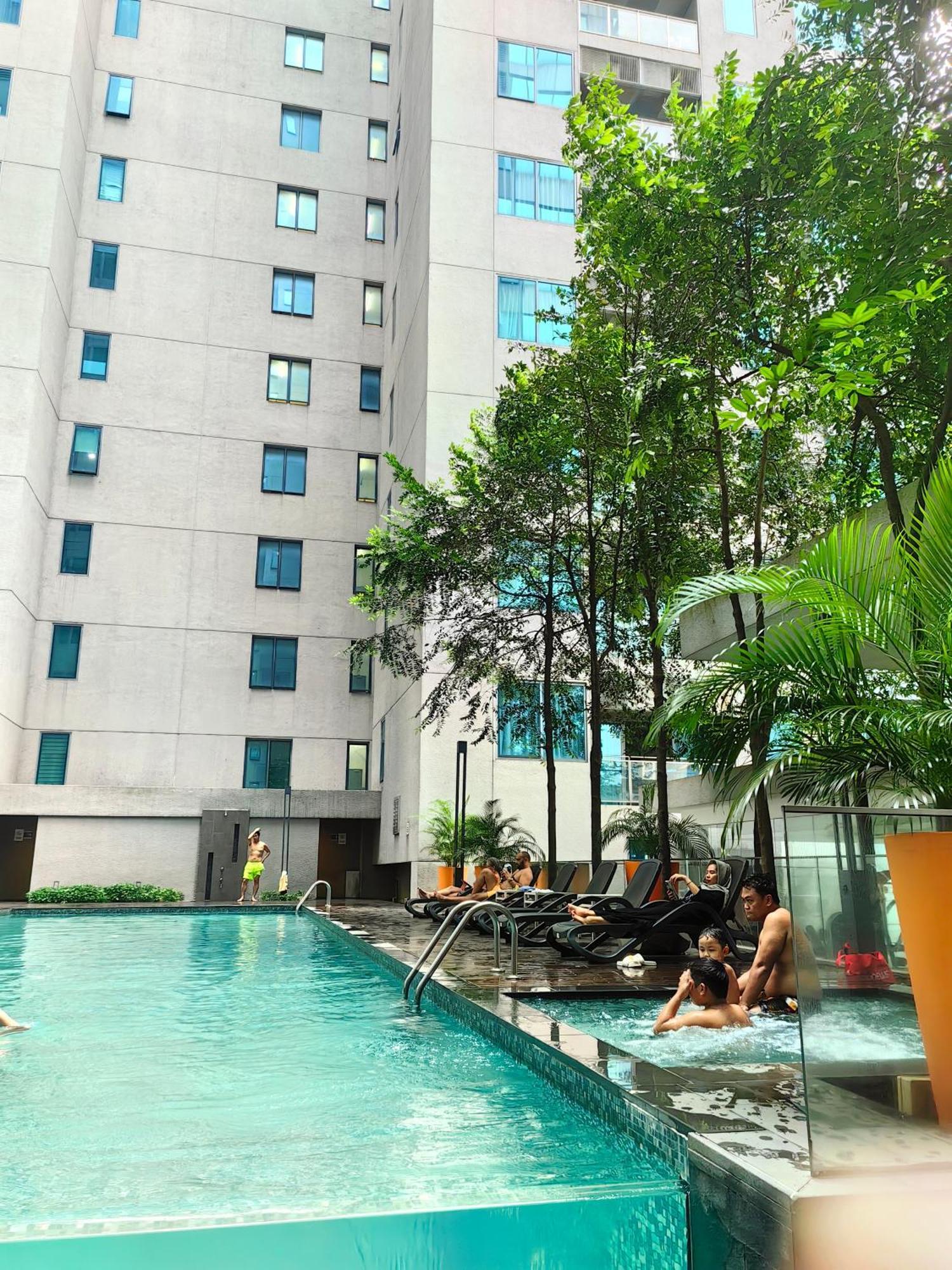 Summer Suites By Moon Orchid Kuala Lumpur Esterno foto