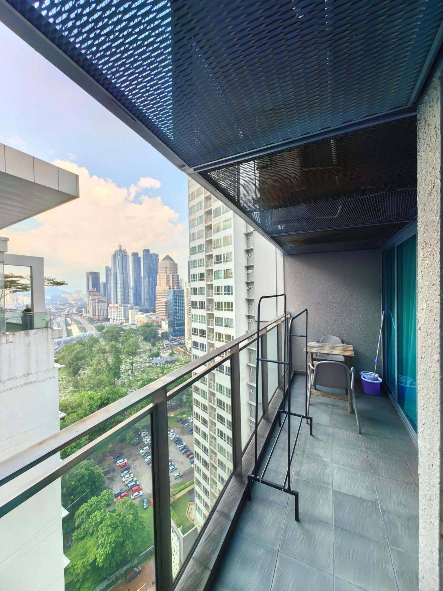Summer Suites By Moon Orchid Kuala Lumpur Esterno foto