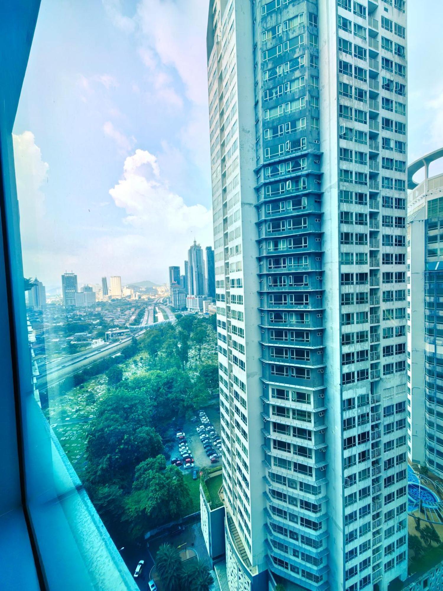 Summer Suites By Moon Orchid Kuala Lumpur Esterno foto
